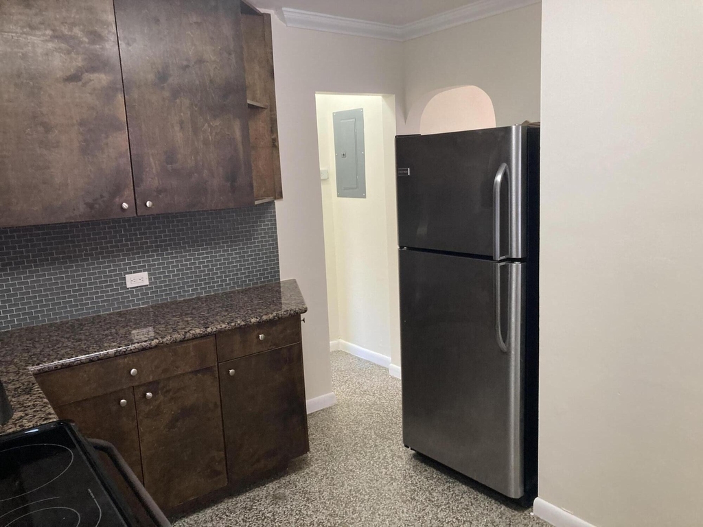 714 8th Avenue N - Photo 5