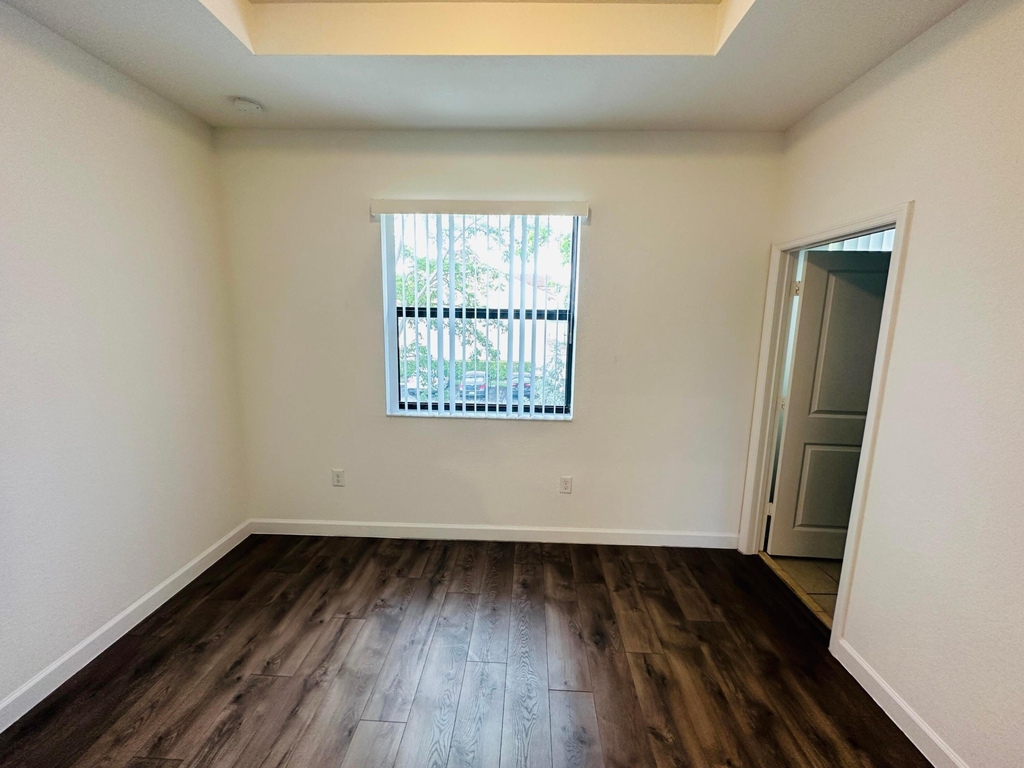 346 Ne 208th Terrace - Photo 14