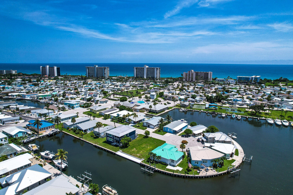 10751 S Ocean Drive - Photo 48