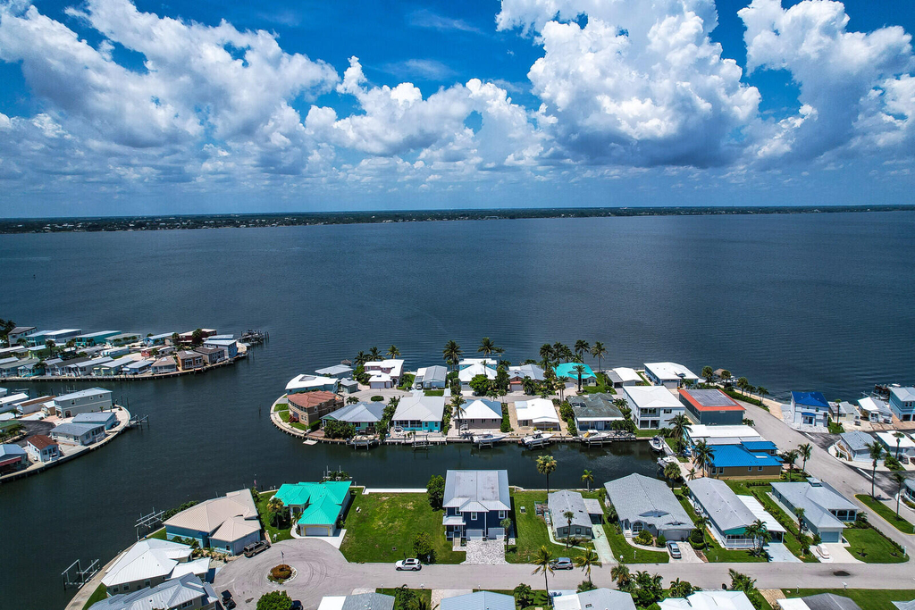 10751 S Ocean Drive - Photo 60