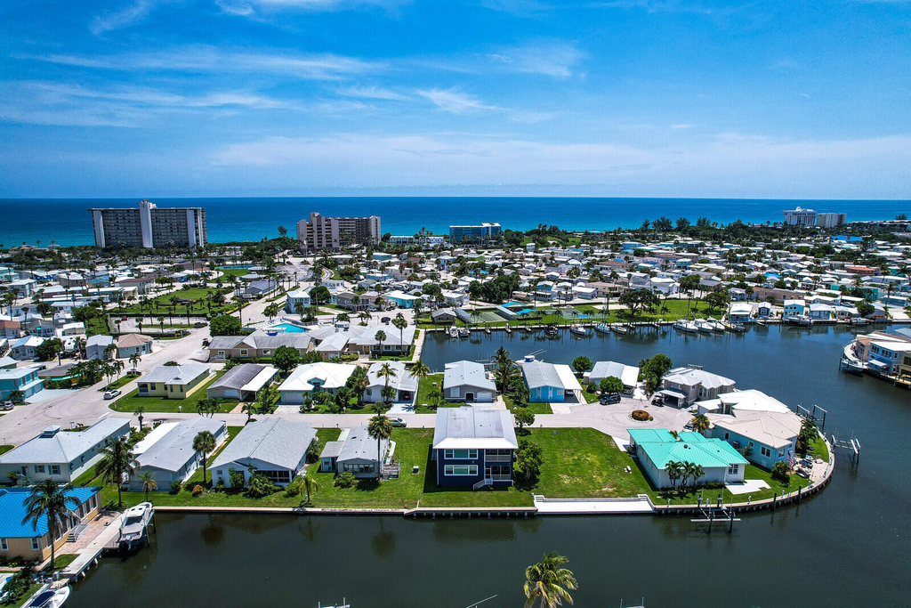 10751 S Ocean Drive - Photo 47