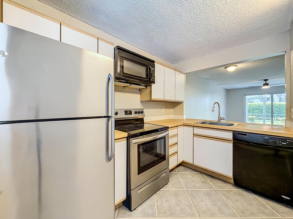 207 Tropic Isle Drive - Photo 42