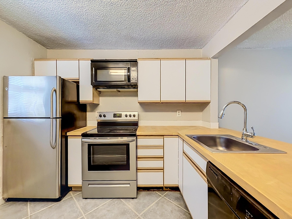 207 Tropic Isle Drive - Photo 40