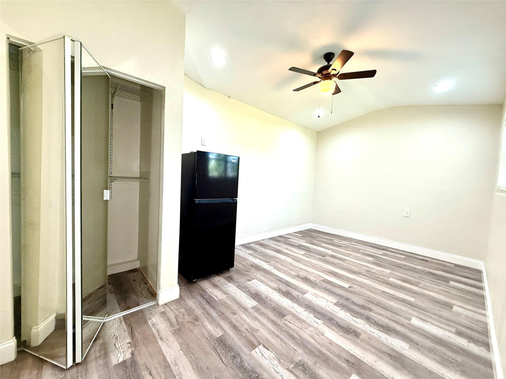 3548 Nw 39th Avenue - Photo 2
