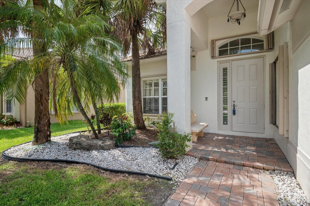 11289 Nw 65th Manor - Photo 1