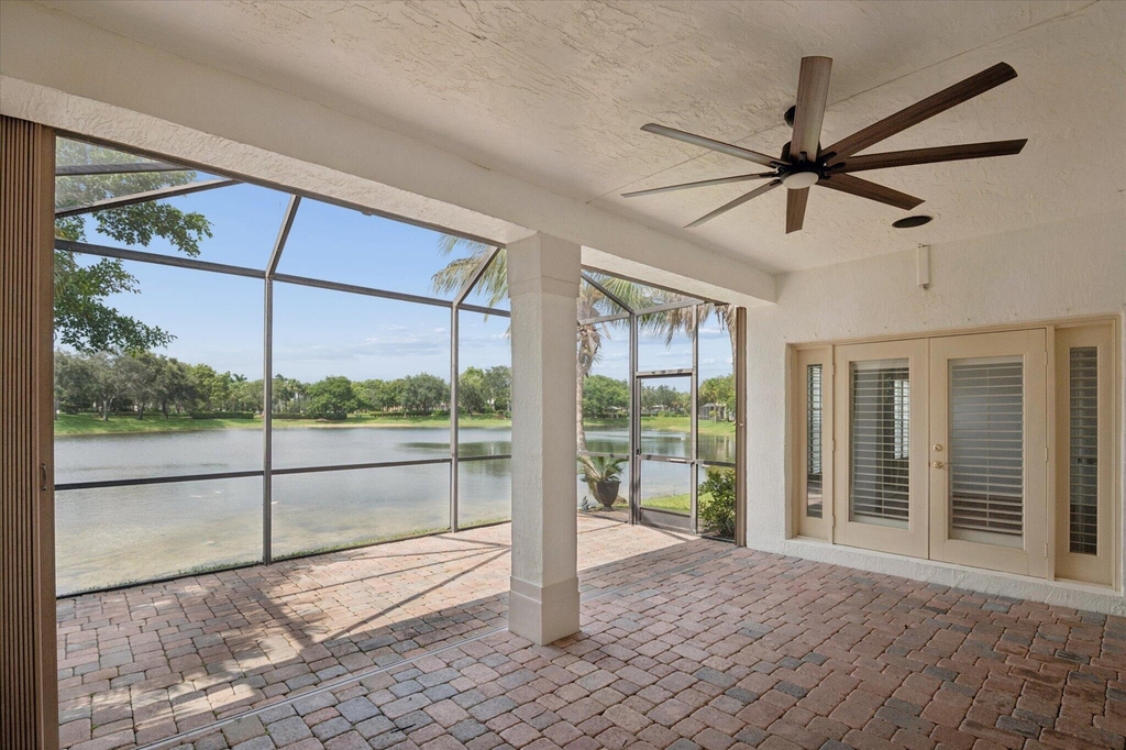 11289 Nw 65th Manor - Photo 19