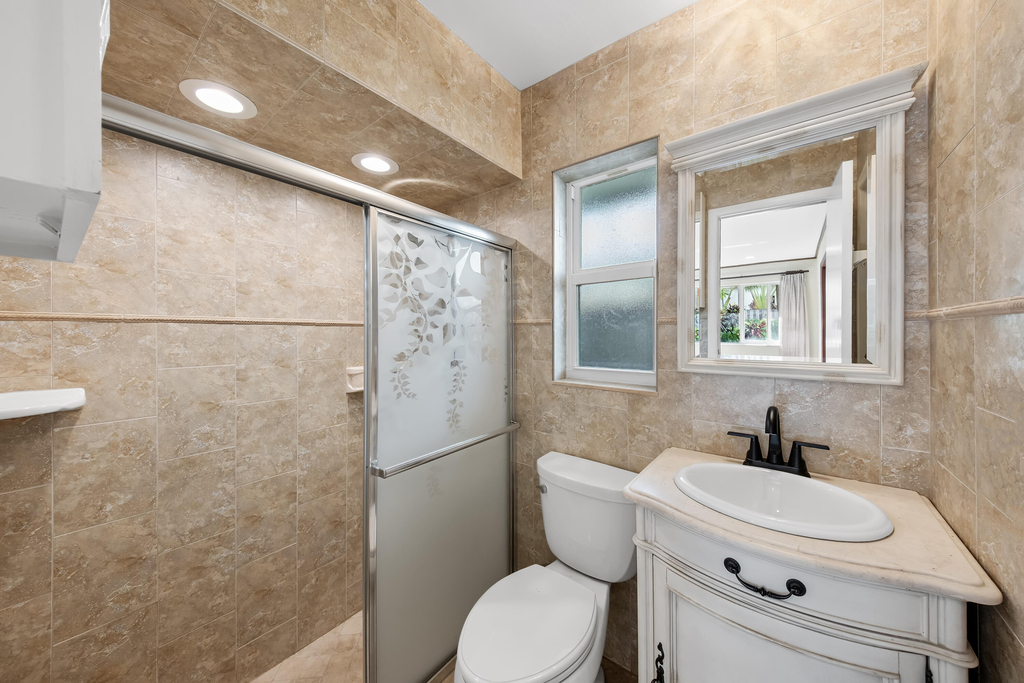 129 Alhambra Place - Photo 26