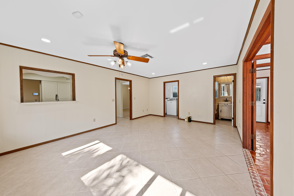 129 Alhambra Place - Photo 10