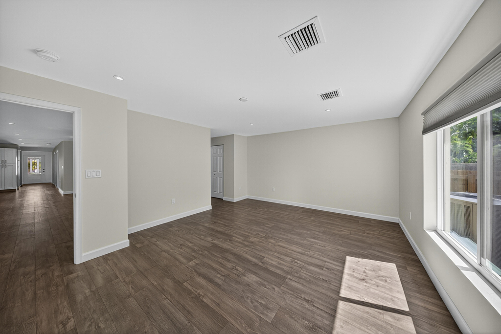410 Ne 34th Street - Photo 18