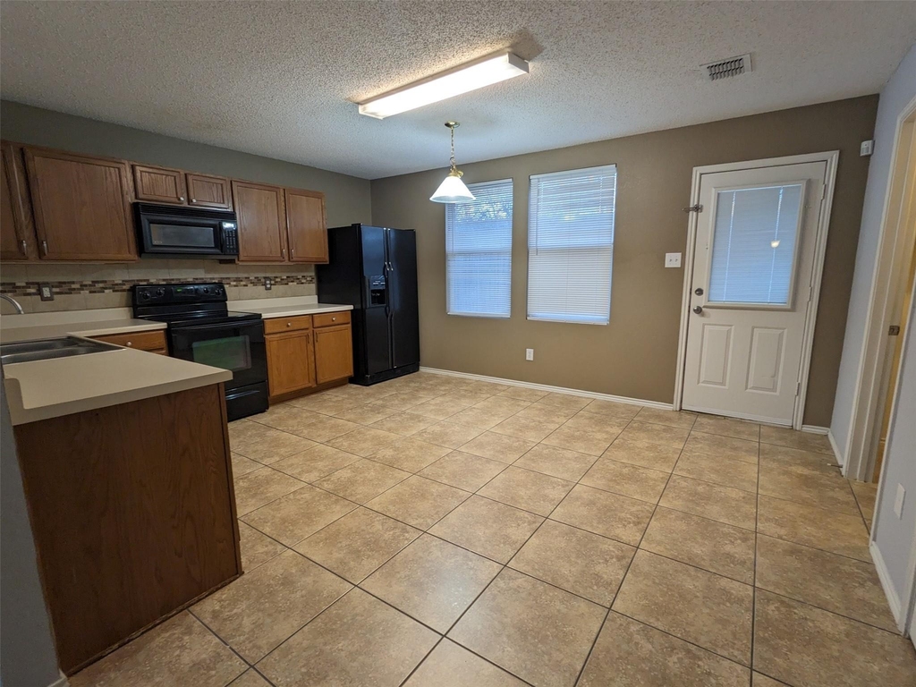 16424 Red River Lane - Photo 1