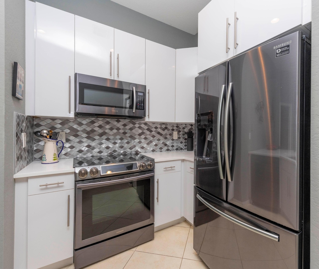 4931 Bonsai Circle - Photo 18