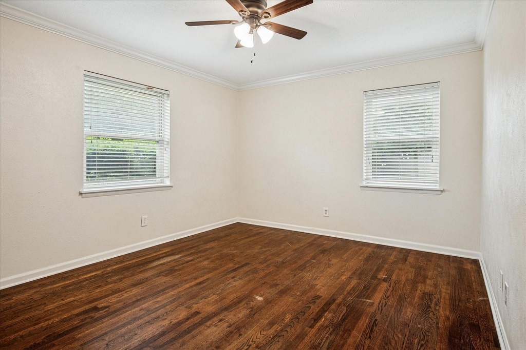 1725 Mapleton Drive - Photo 9