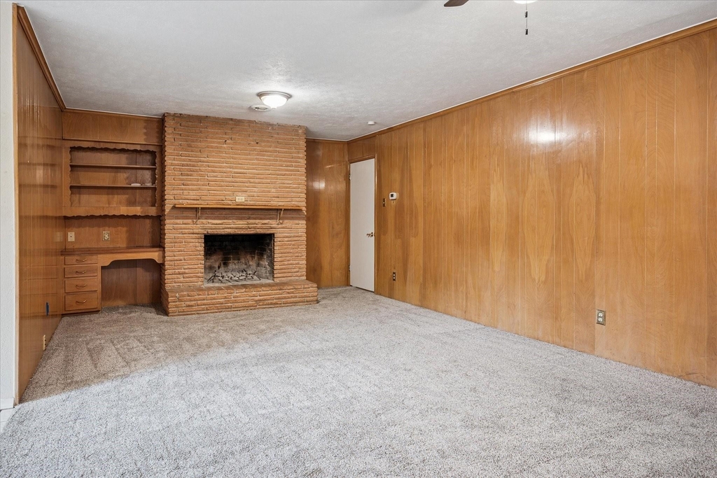 1725 Mapleton Drive - Photo 7