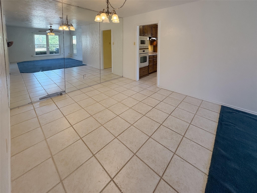 8637 N Normandale Street - Photo 4
