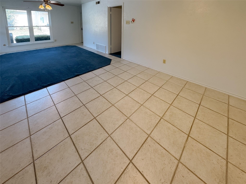 8637 N Normandale Street - Photo 5