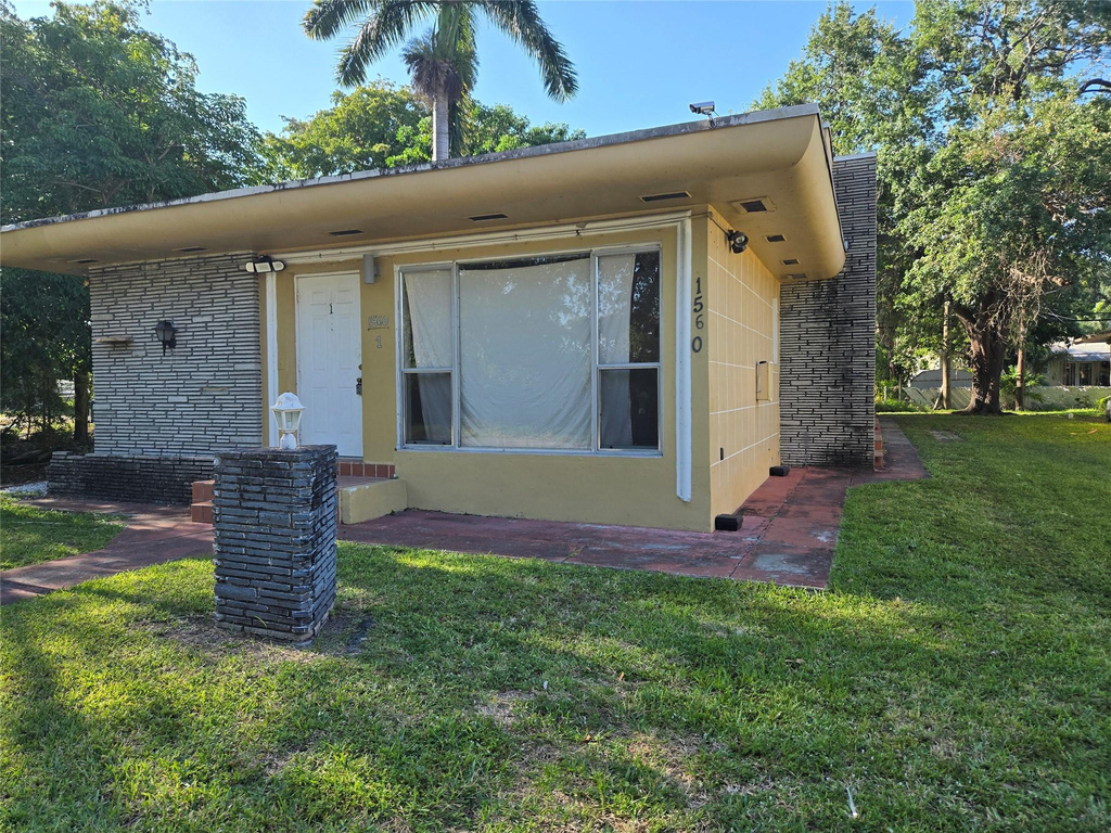 1560 Ne 111th Street - Photo 1