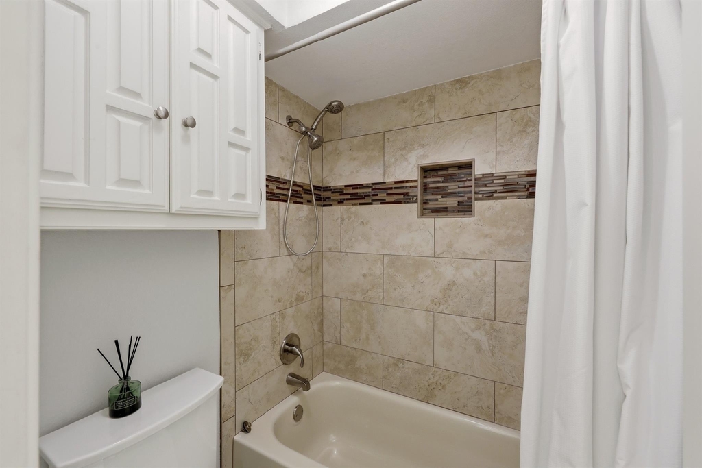 8710 Sanshire Avenue - Photo 27