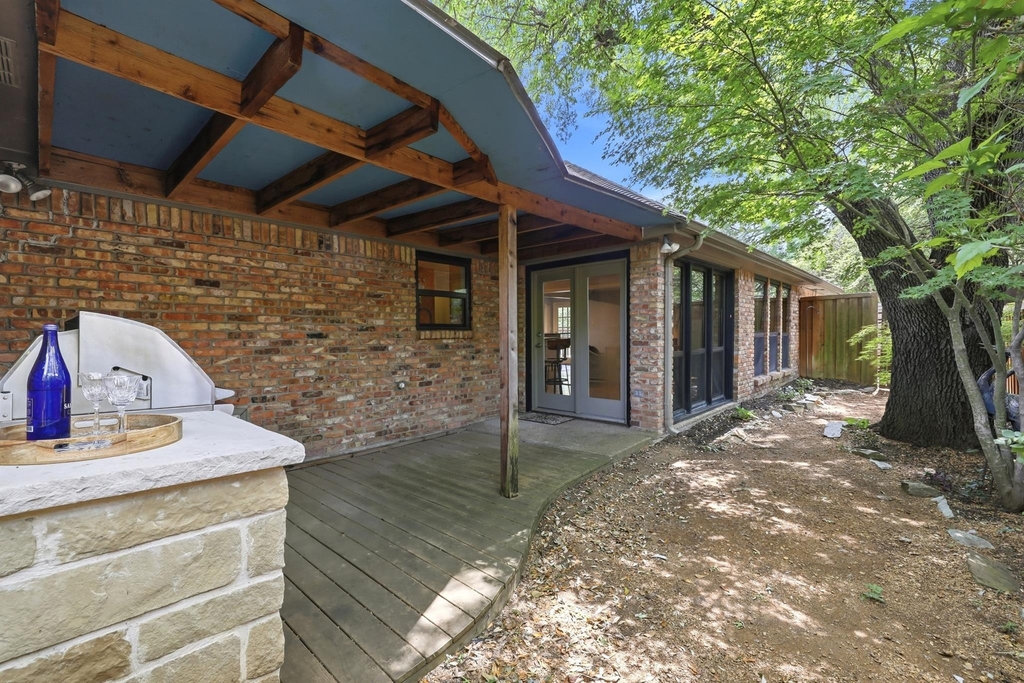 8710 Sanshire Avenue - Photo 29