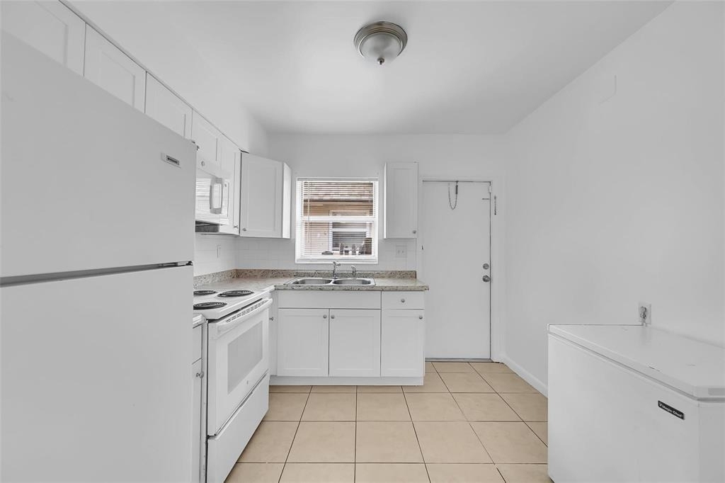 1218 Nw 6th Avenue - Photo 1
