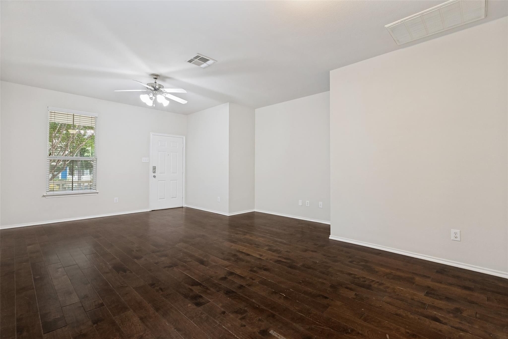 10249 Nantucket Drive - Photo 2