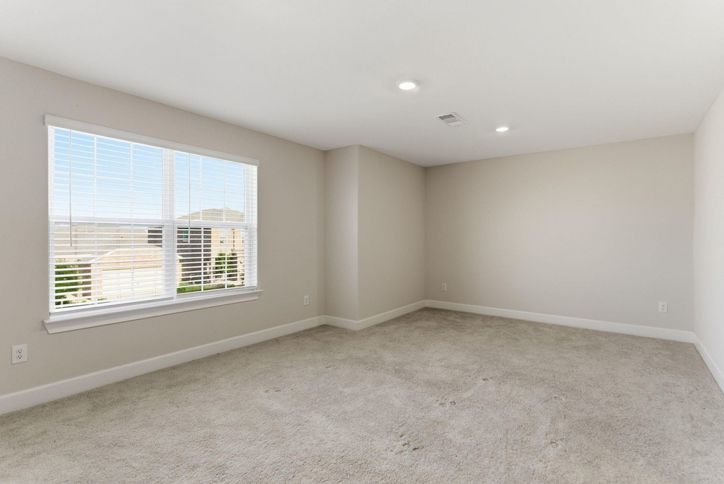 1308 Windermere Way - Photo 17