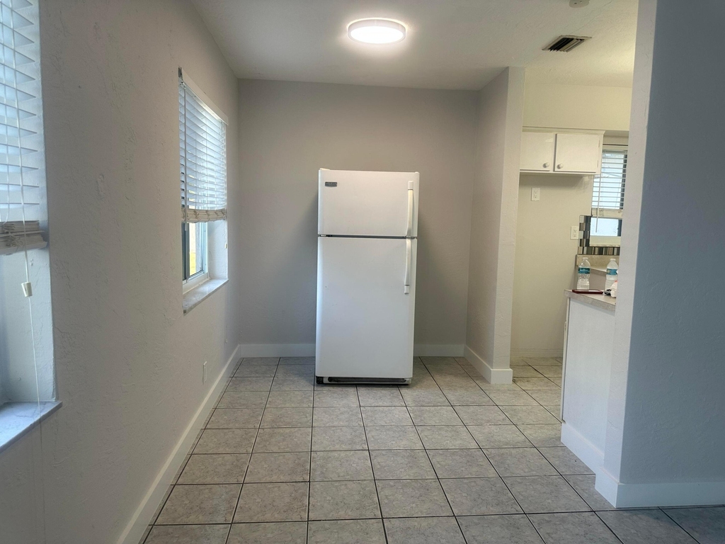 6109 Sw 30th Street - Photo 6