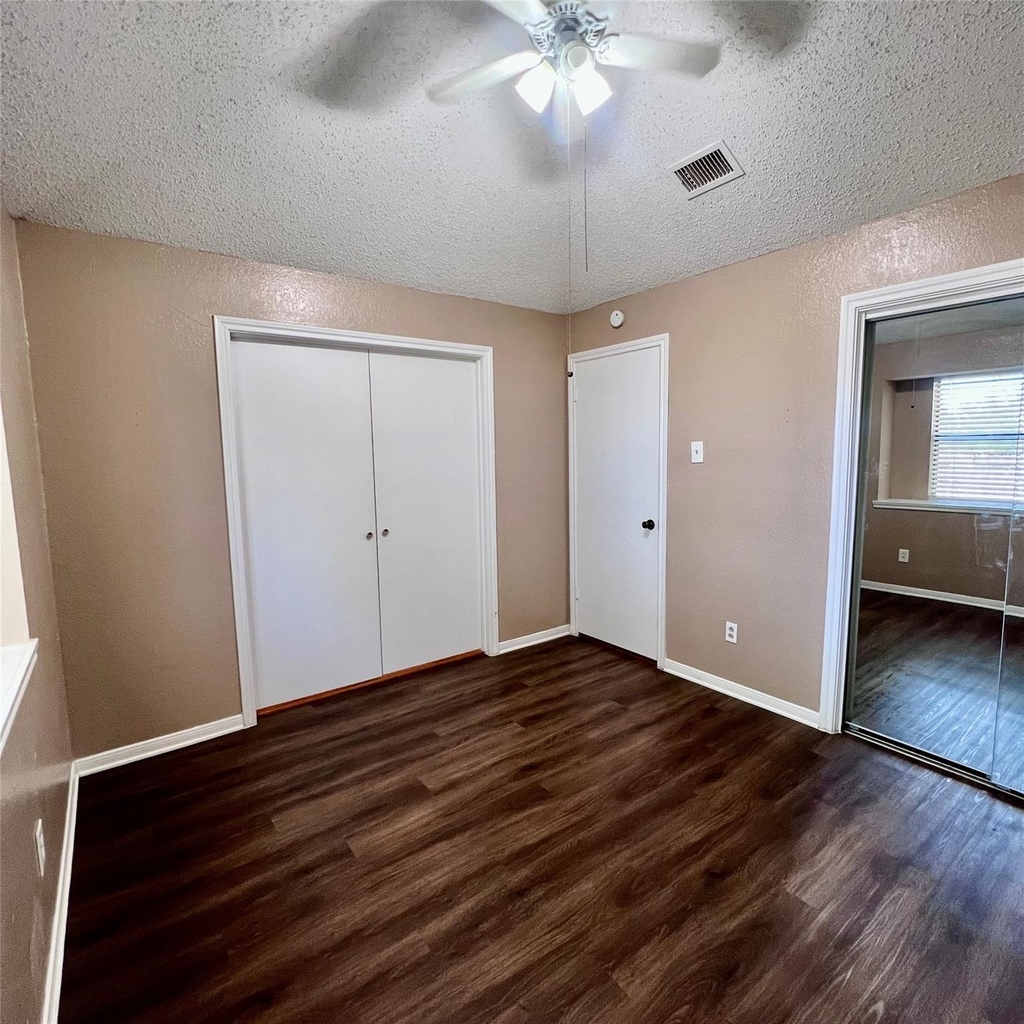 205 Sunset Drive - Photo 21
