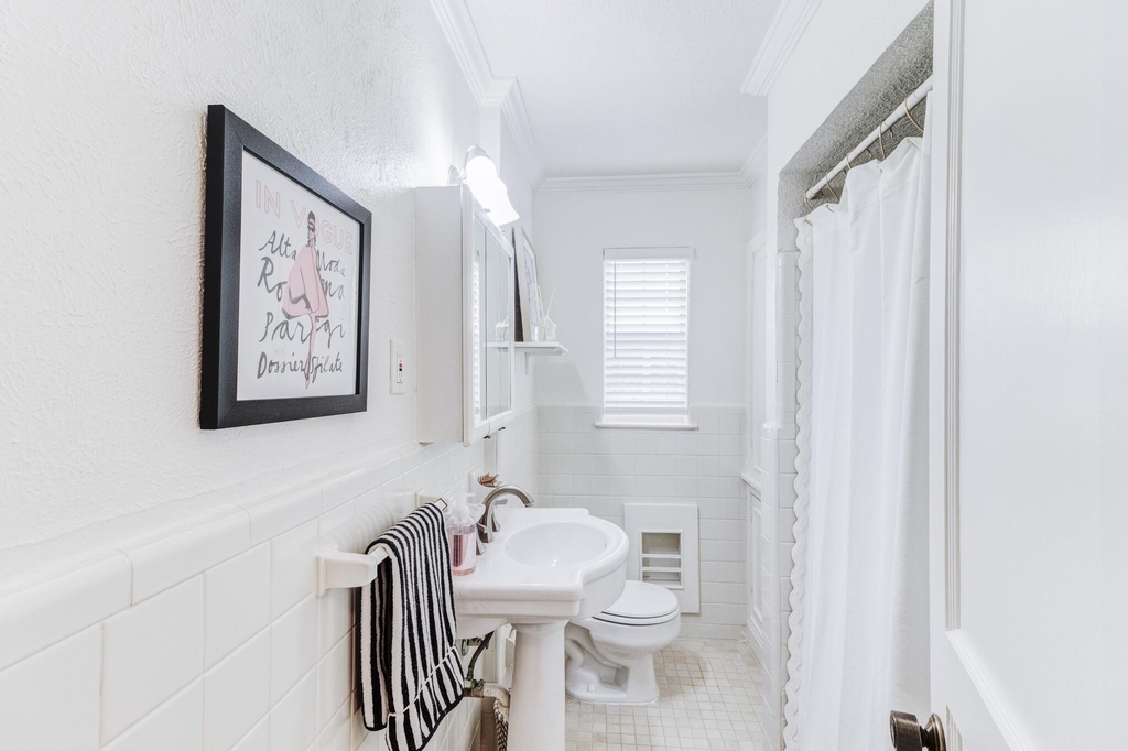4130 Hawthorne - Photo 2