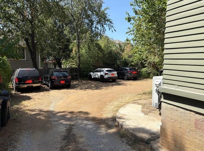 615 W Oak Street - Photo 18