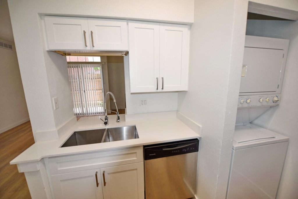 3701 Cedarplaza Lane - Photo 2