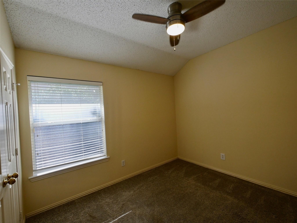 4502 Highlands Drive - Photo 20