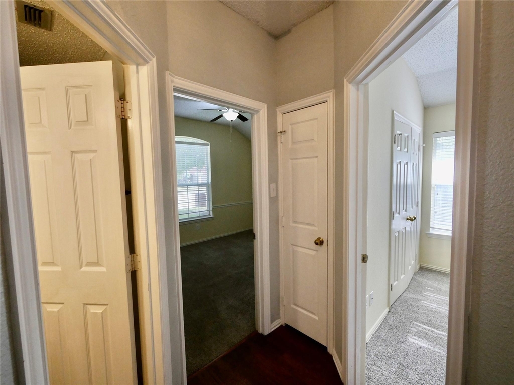 4502 Highlands Drive - Photo 19