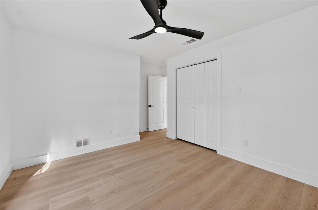 2313 Claridge Circle - Photo 25