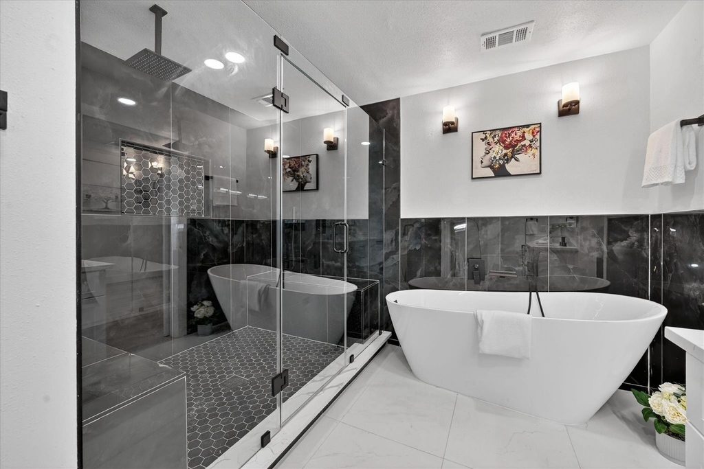 2313 Claridge Circle - Photo 32