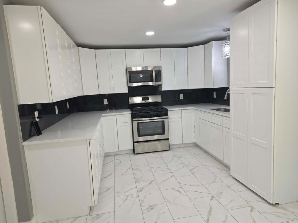1317 W Bruton - Photo 2