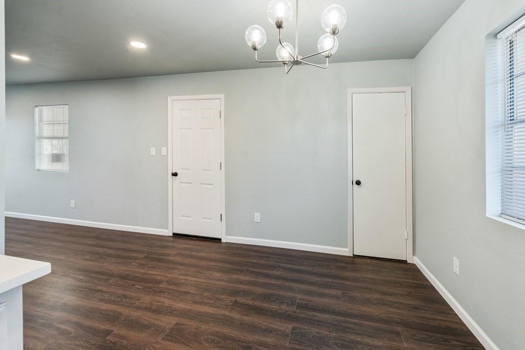 208 N Coleman Street - Photo 14