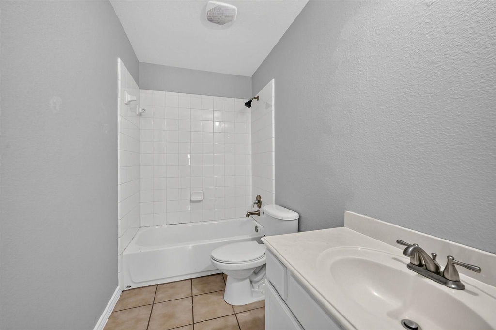 1013 Wenk Drive - Photo 37
