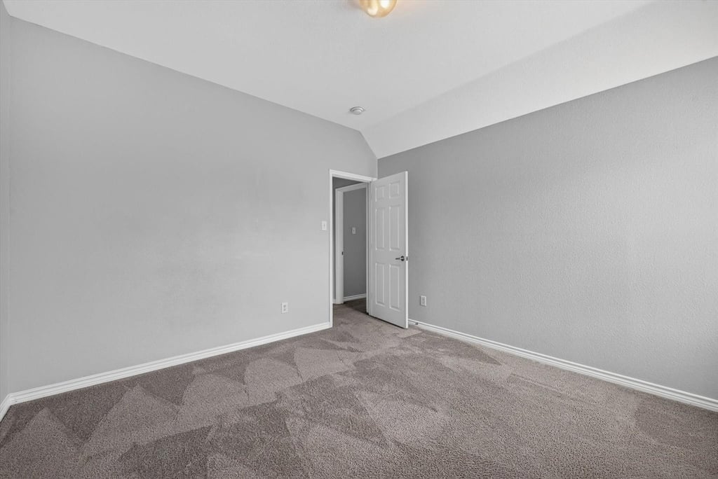 1013 Wenk Drive - Photo 14