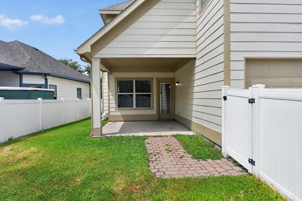 1013 Wenk Drive - Photo 24