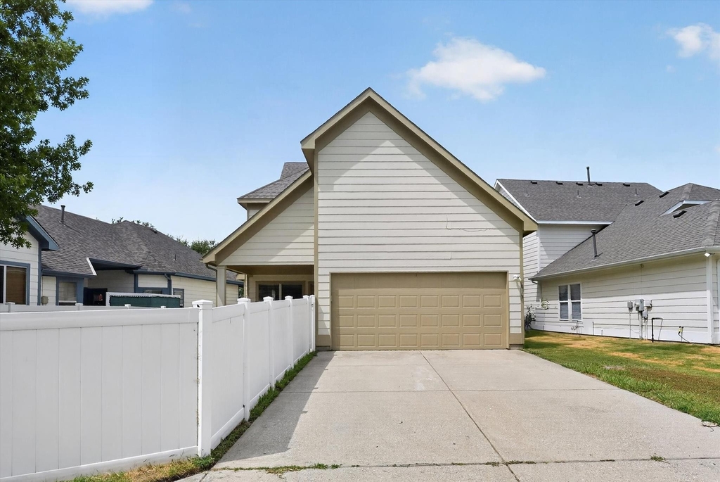 1013 Wenk Drive - Photo 26