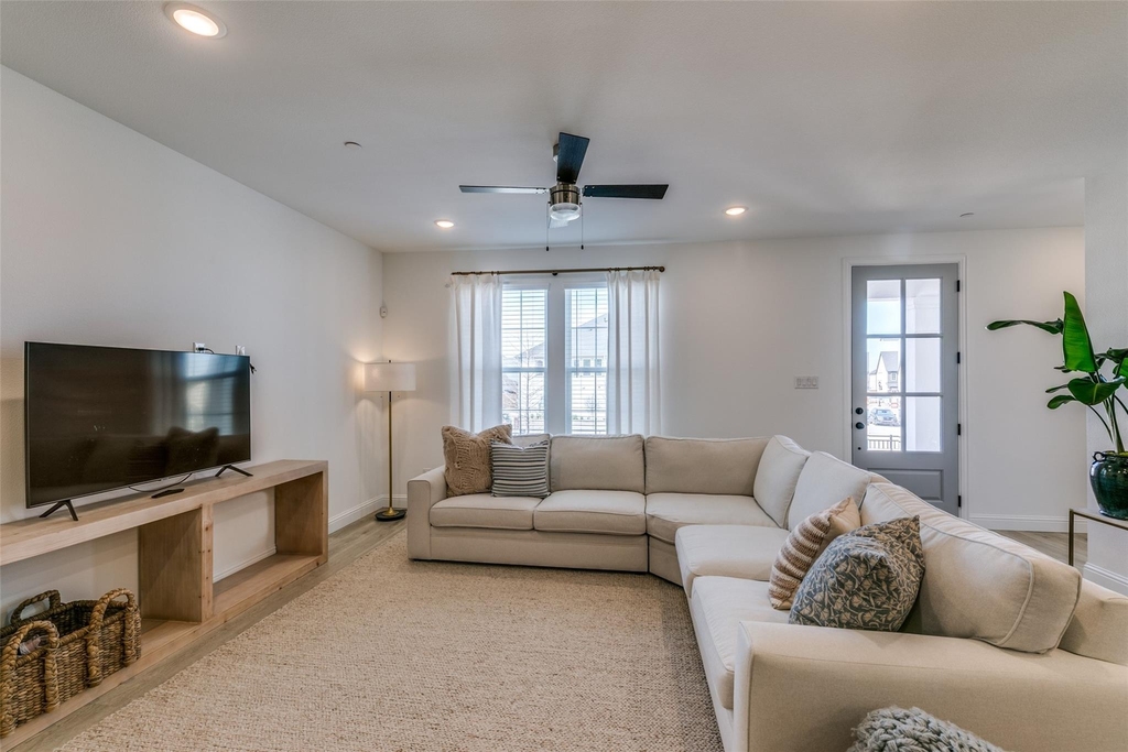 8845 Stablehand Mews - Photo 1