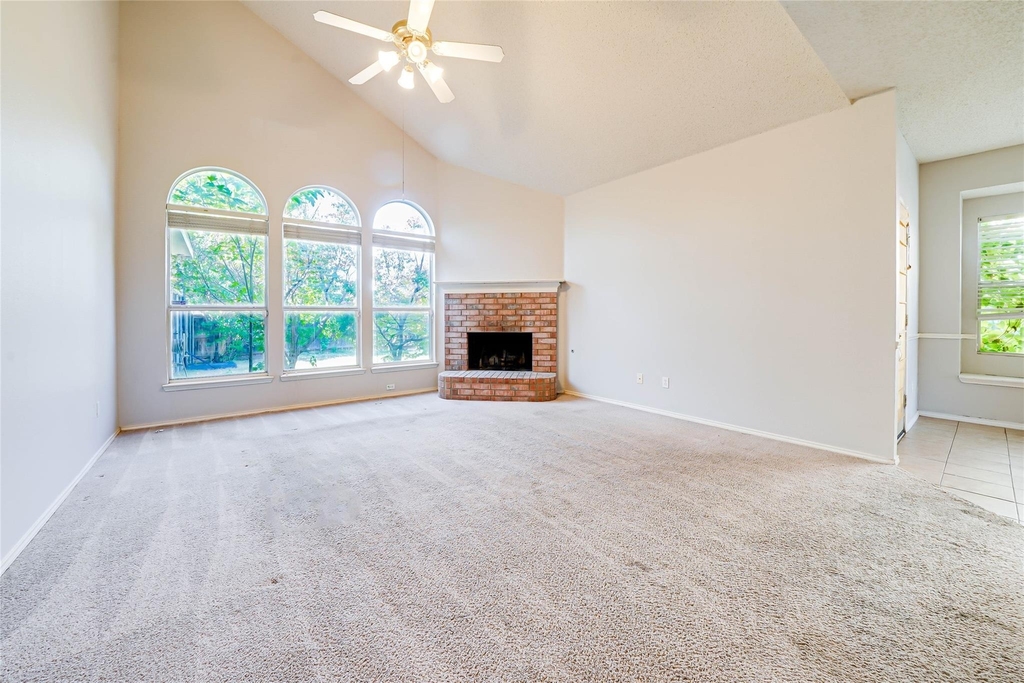 5008 Vineyard Lane - Photo 2