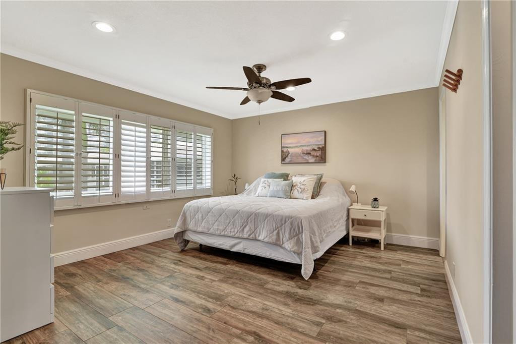 3201 Ne 36th Street - Photo 17