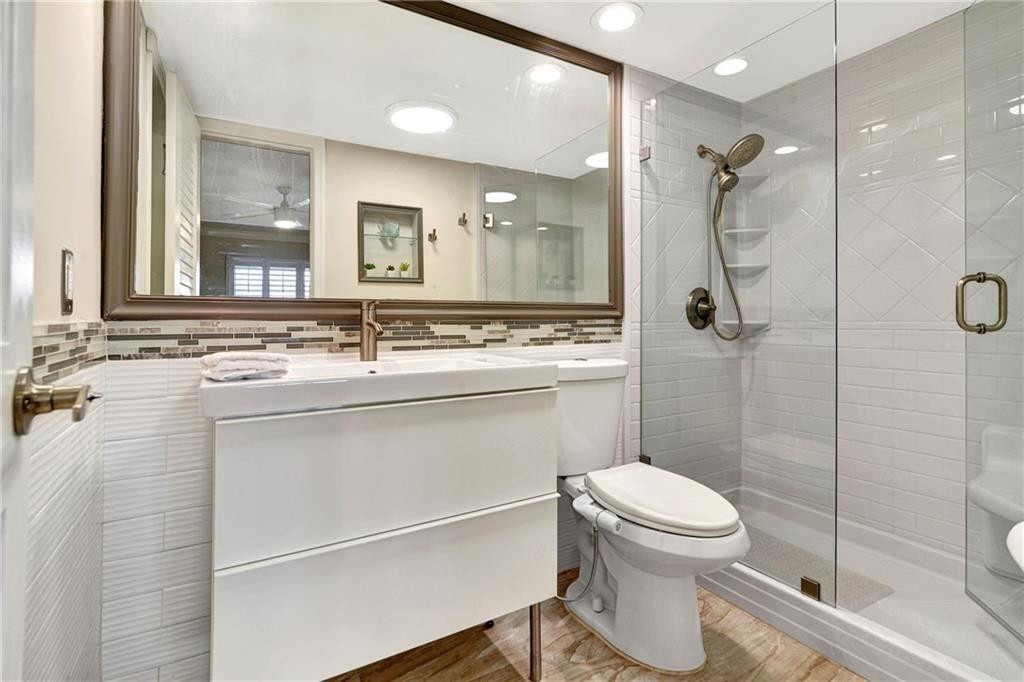3201 Ne 36th Street - Photo 24