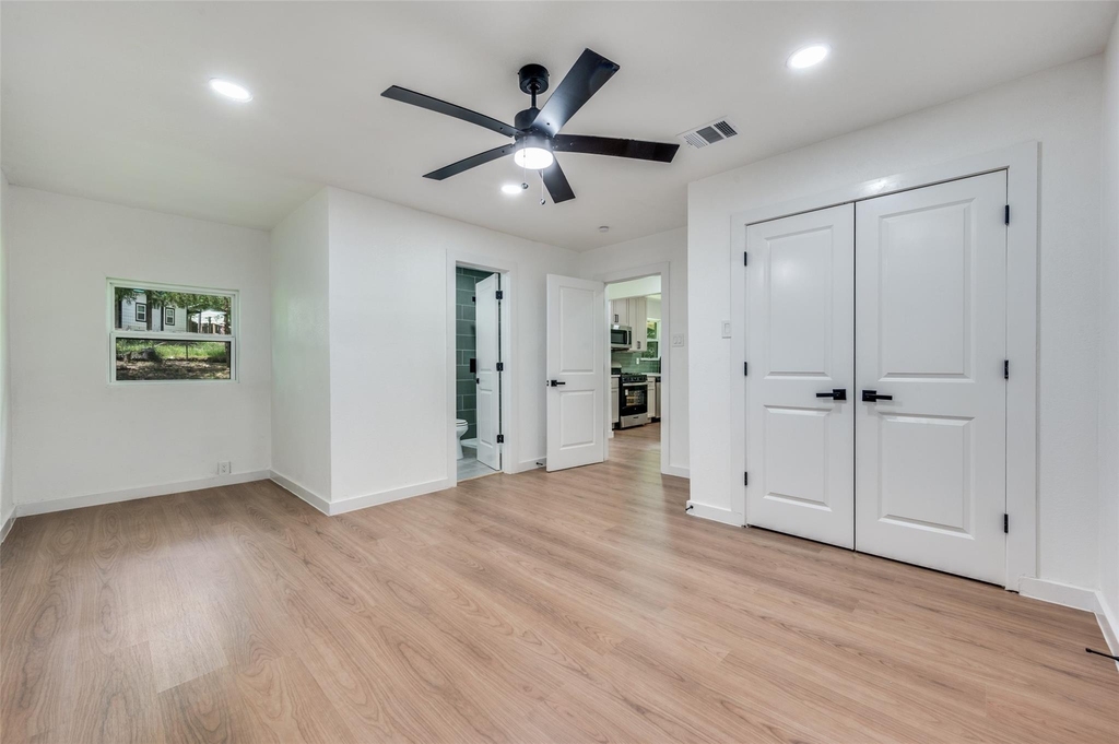 1646 Jackson Street - Photo 4