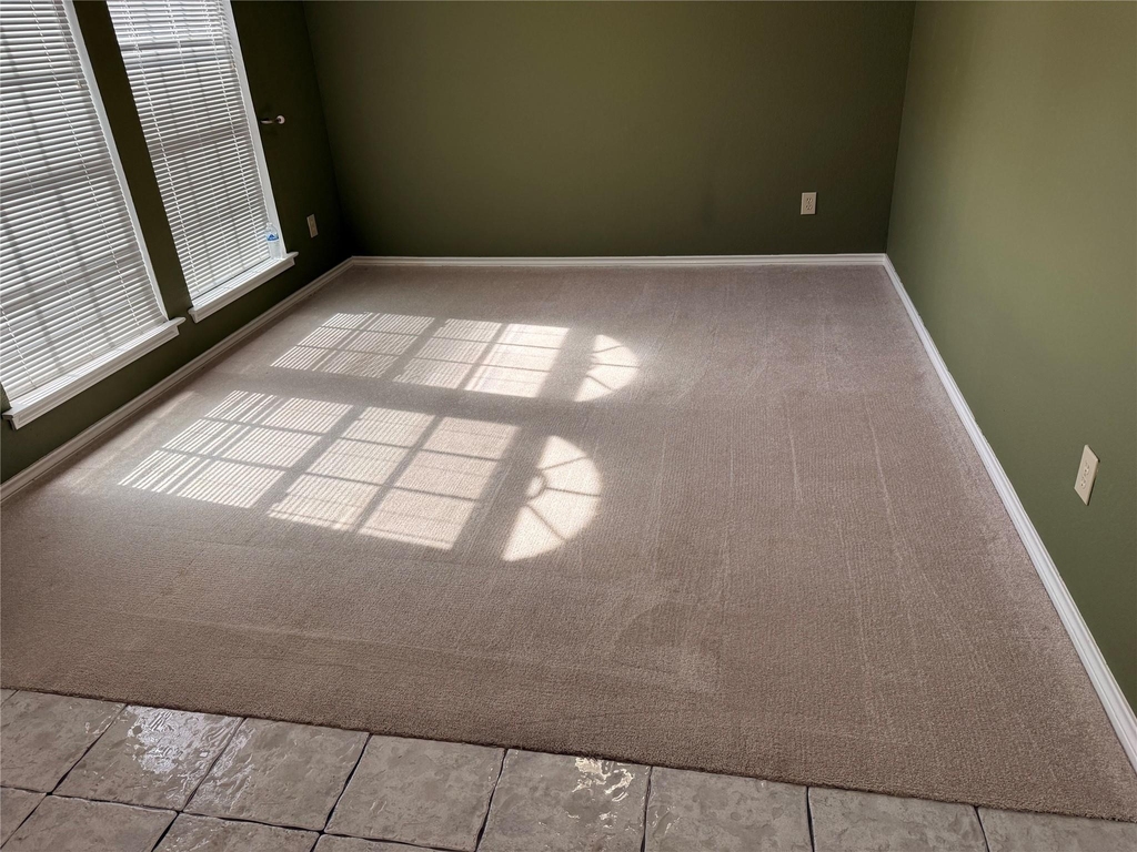 2332 Boardwalk Drive - Photo 3