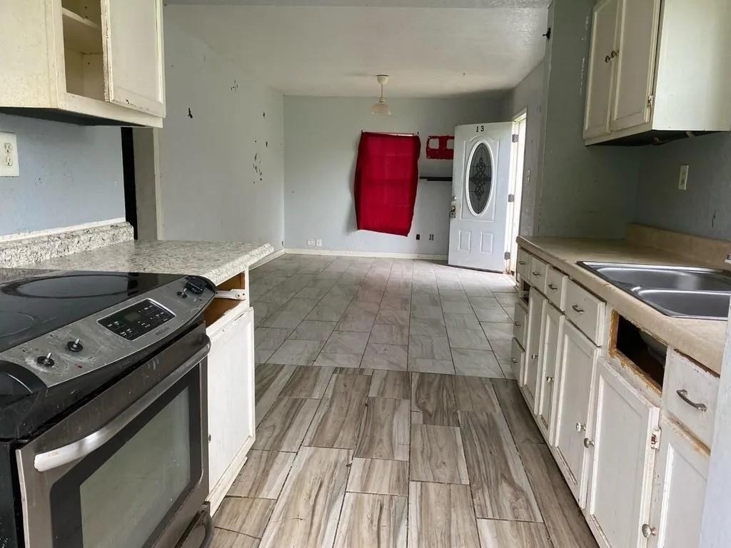 13 4th Avenue N - Photo 1