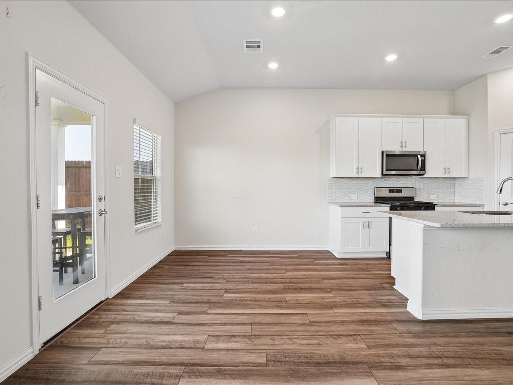 10529 Tuxinaw Trail - Photo 12