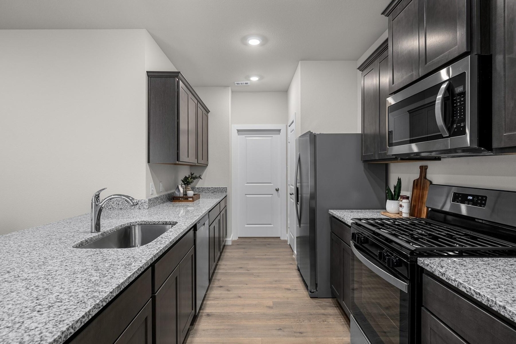 3912 Starry Night Cove - Photo 1