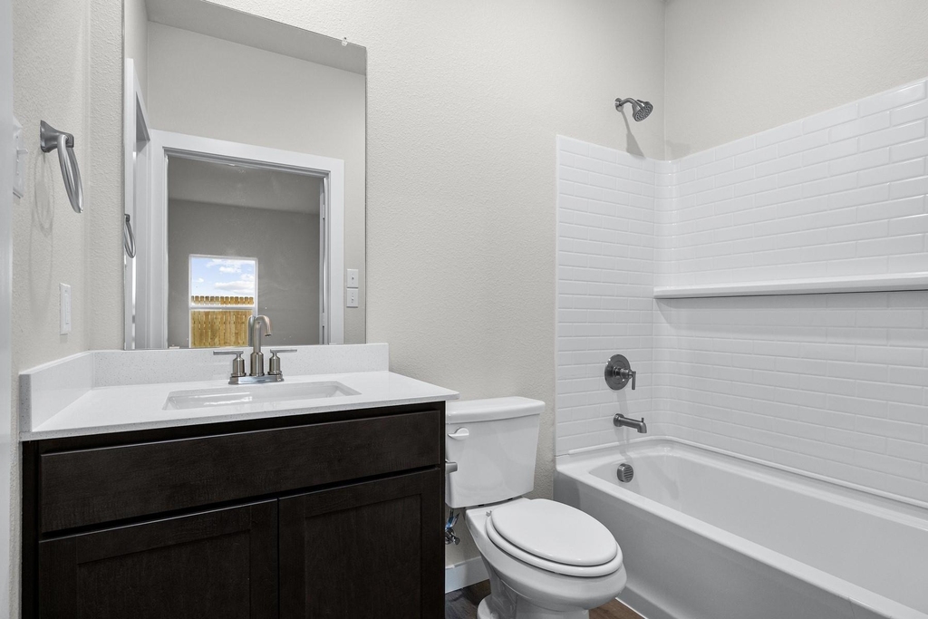 3917 Starry Night Cove - Photo 4